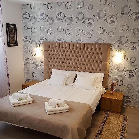 Apartament Confort Piatra Neamt Exterior photo