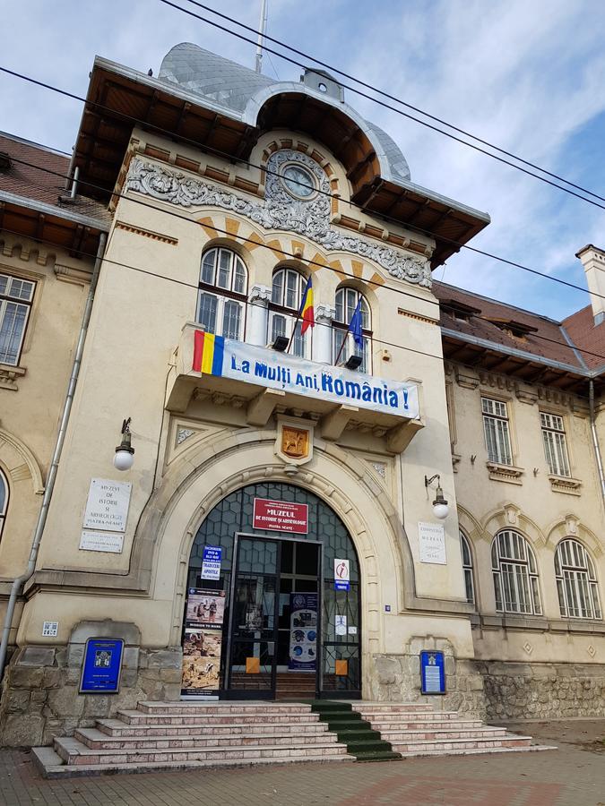 Apartament Confort Piatra Neamt Exterior photo