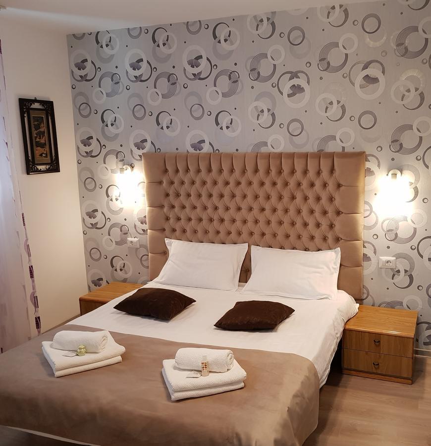 Apartament Confort Piatra Neamt Exterior photo